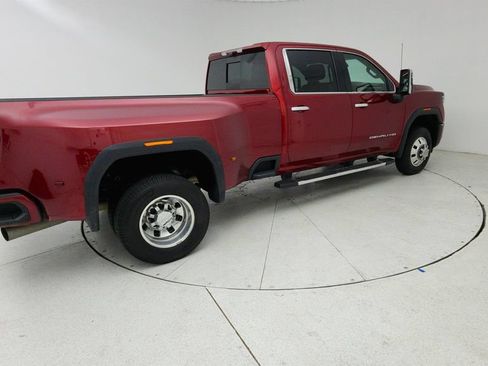 Used 2024 GMC Sierra 3500 Denali w/ Technology Package AWD/4WD image 19