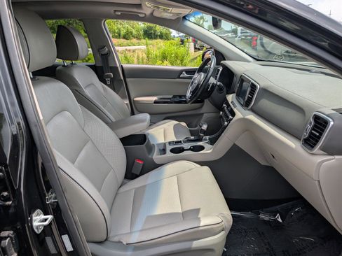 Used 2018 Kia Sportage SX image 11
