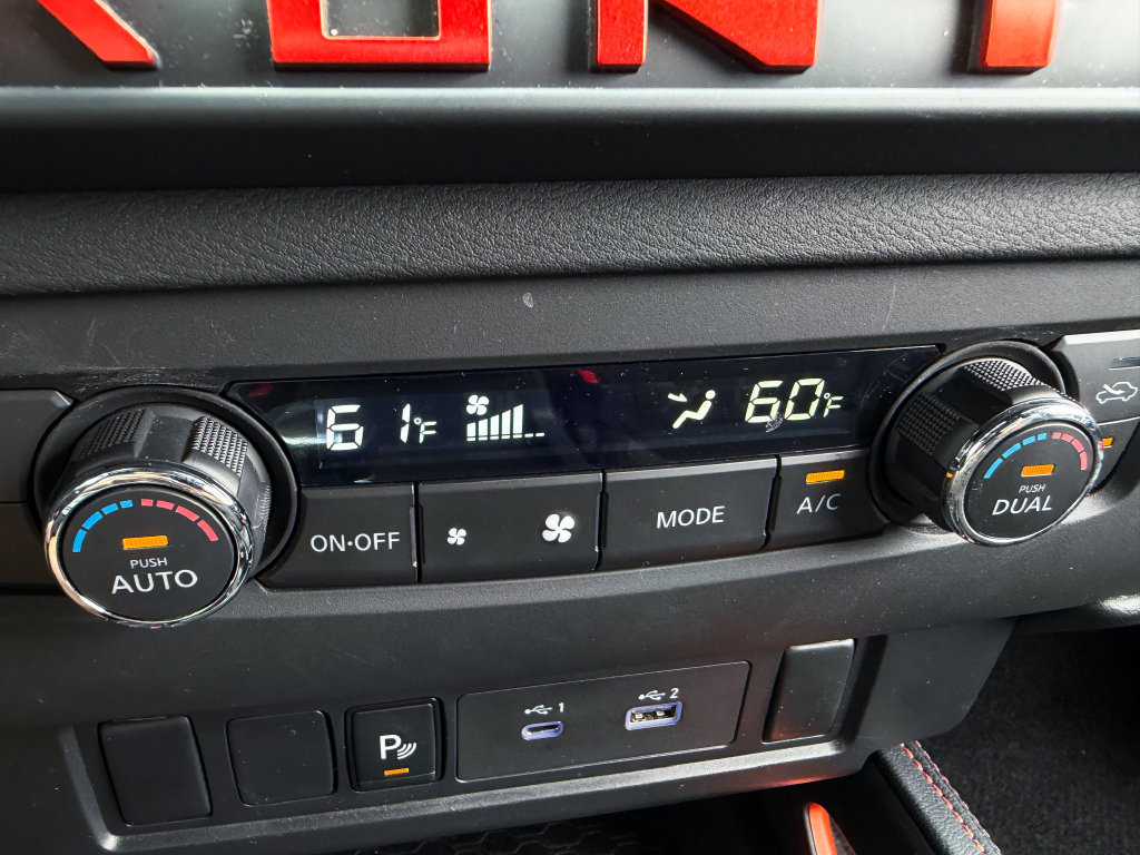 Certified 2025 Nissan Frontier PRO-4X AWD/4WD image 17