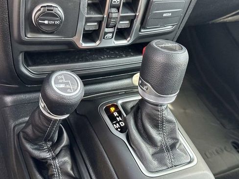 New 2026 Jeep Gladiator Sport AWD/4WD image 33