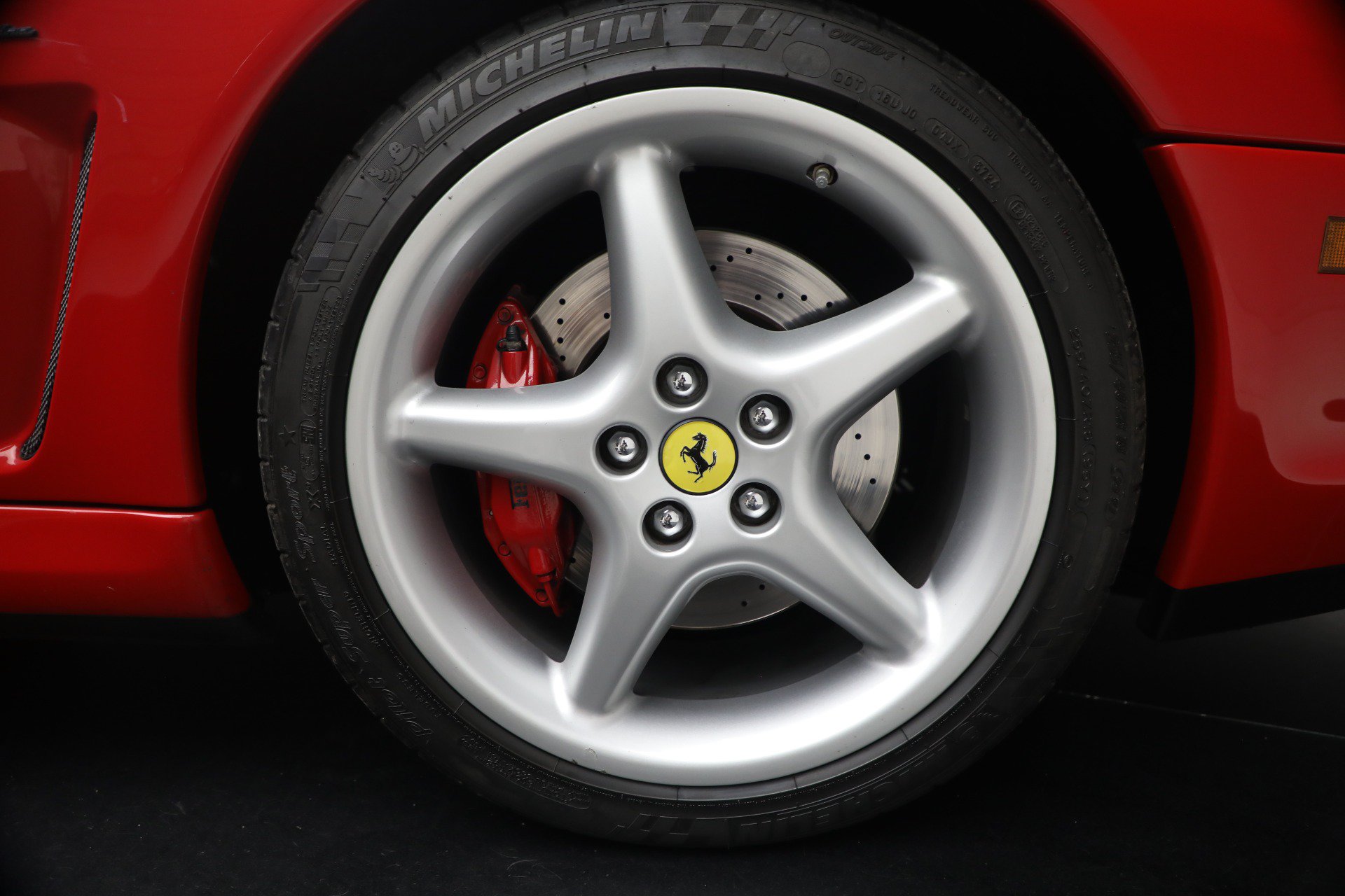 Used 2000 Ferrari 550 Maranello Coupe RWD image 25