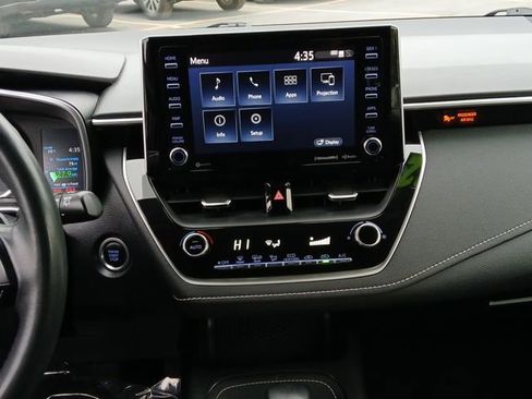 Used 2022 Toyota Corolla SE w/ SE Preferred Package image 12