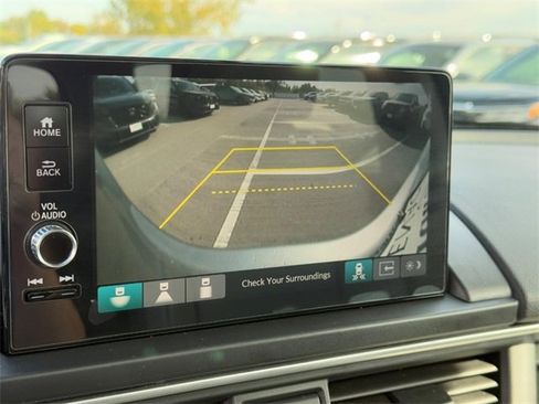 Used 2023 Honda Pilot Touring image 22