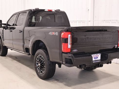 Certified 2025 Ford F350 Platinum AWD/4WD image 8