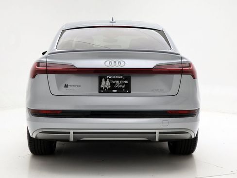 Used 2023 Audi e-tron Premium Plus w/ Premium Plus Package image 7