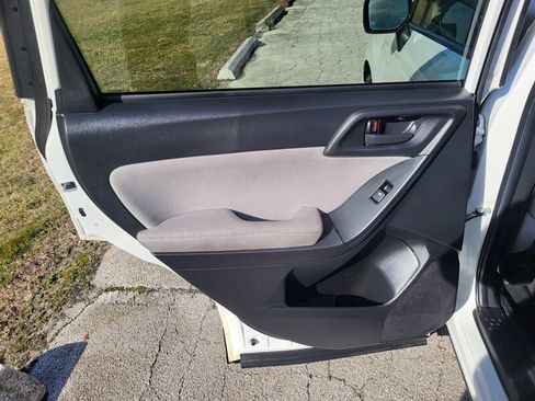 Used 2014 Subaru Forester 2.5i Premium w/ Protection Package #1 image 25