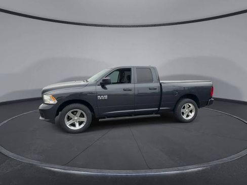 Used 2018 RAM 1500 Express w/ Express Value Package AWD/4WD image 4