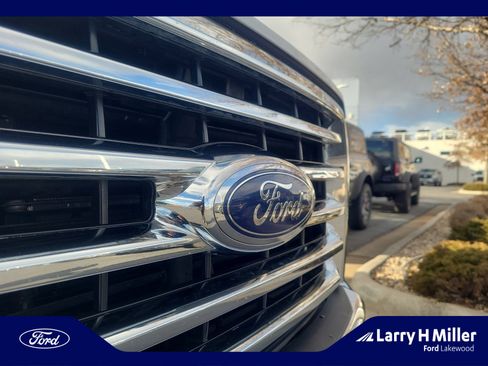 Used 2017 Ford F150 XLT w/ Equipment Group 302A Luxury image 23