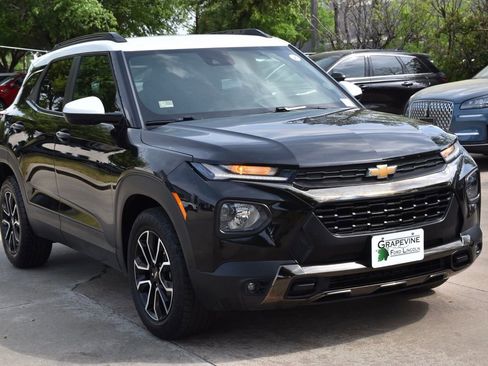 Used 2023 Chevrolet TrailBlazer ACTIV FWD image 4