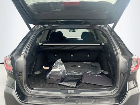 Used 2023 Subaru Outback Premium image 6