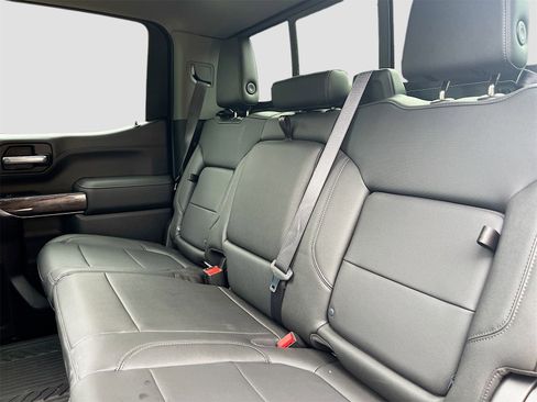 Used 2022 Chevrolet Silverado 1500 LTZ w/ LTZ Premium Package image 26