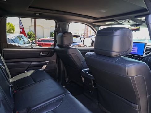Used 2024 Toyota Tundra Platinum AWD/4WD image 16