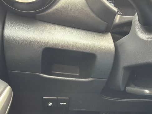 Used 2020 Nissan Kicks SR w/ SR Premium Package FWD image 15