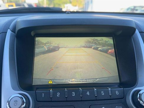 Used 2017 Chevrolet Equinox LT w/ Convenience Package image 69