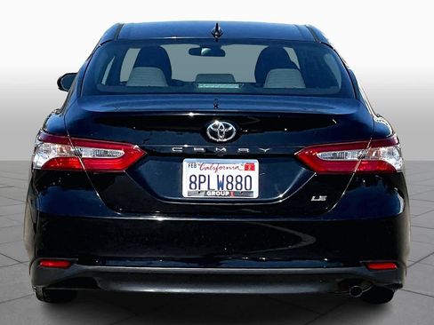 Certified 2020 Toyota Camry LE image 4