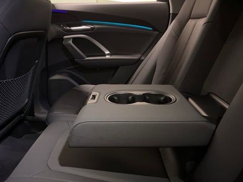 Used 2025 Audi Q5 Premium w/ Convenience Package image 69