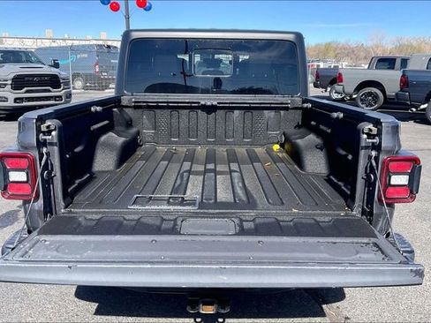Used 2022 Jeep Gladiator Rubicon w/ LED Lighting Group image 30