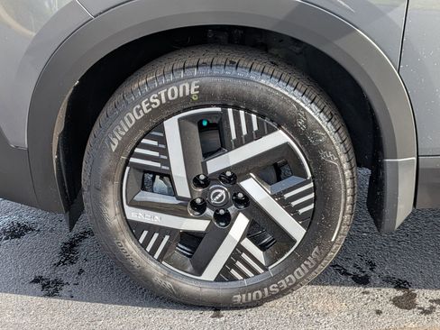 New 2026 Nissan Kicks SV w/ Charging Package image 10