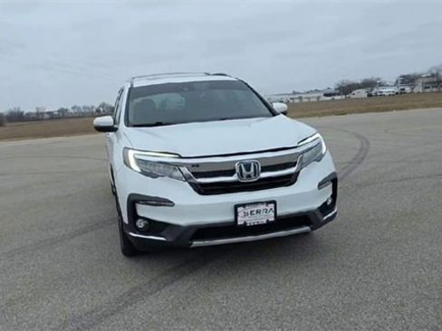 Used 2021 Honda Pilot Touring image 2