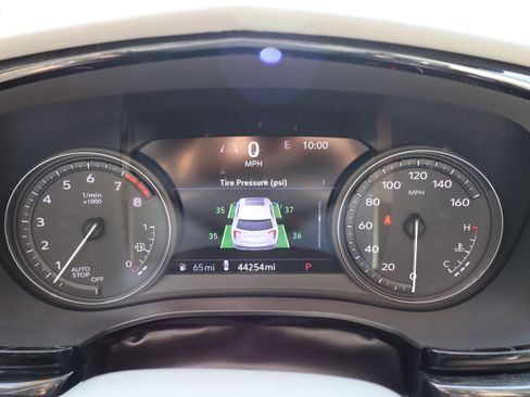 Used 2022 Cadillac XT6 Premium Luxury w/ Technology Package FWD image 30