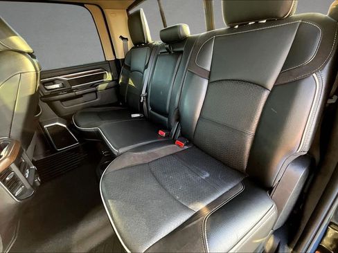 Used 2022 RAM 2500 Laramie AWD/4WD image 23