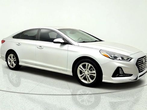 Used 2018 Hyundai Sonata SEL FWD image 3