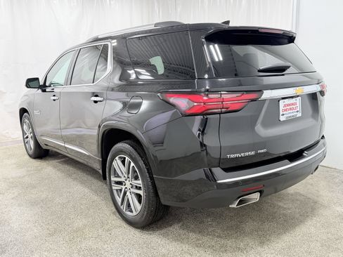 Used 2023 Chevrolet Traverse High Country AWD/4WD image 6
