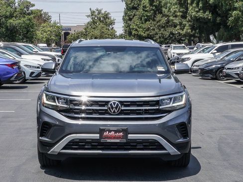 Certified 2023 Volkswagen Atlas Cross Sport SE FWD image 3