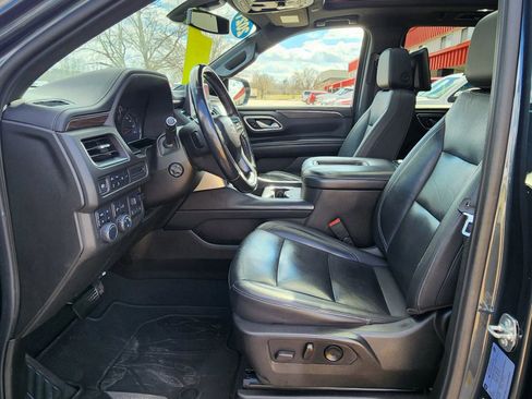 Used 2021 Chevrolet Suburban Z71 w/ Luxury Package image 18