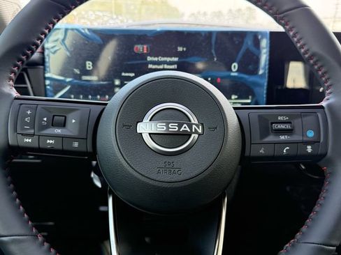 New 2026 Nissan Kicks SR w/ Illumination Package FWD image 19