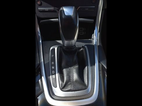 Used 2016 Ford Edge Titanium image 13