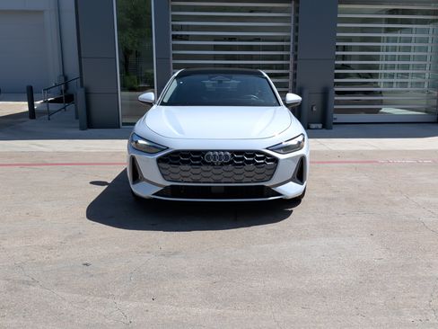 Used 2025 Audi A5 2.0T Premium w/ Convenience Package AWD/4WD image 3