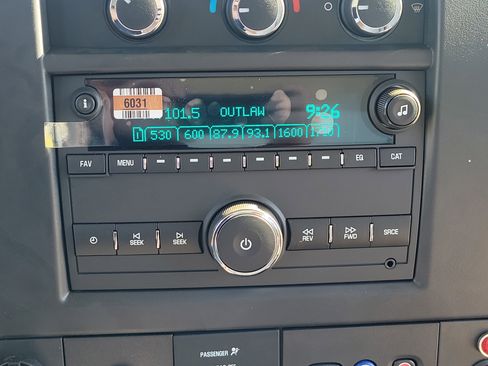 New 2025 GMC Savana 3500 w/ Power Convenience Package image 23