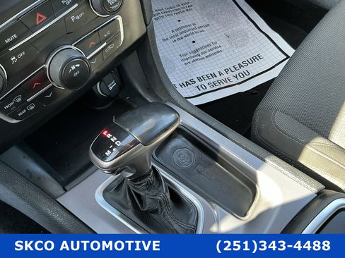 Used 2020 Dodge Charger SXT image 23