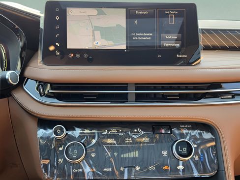 New 2026 INFINITI QX60 Autograph w/ Dark Cargo Package AWD/4WD image 14