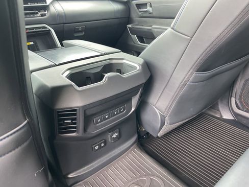 Used 2023 Toyota Tundra Platinum AWD/4WD image 11