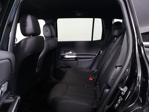 Certified 2025 Mercedes-Benz GLB 250 4MATIC image 11