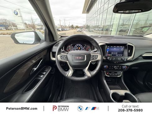Used 2022 GMC Terrain Denali image 14