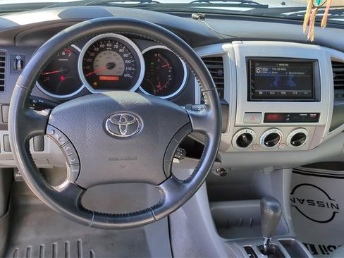 Used 2008 Toyota Tacoma PreRunner image 14