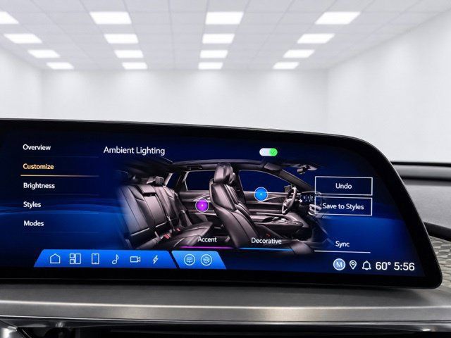 Used 2024 Cadillac Lyriq Sport AWD/4WD image 38