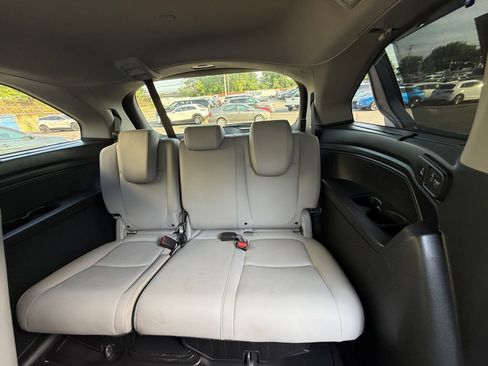 Used 2024 Honda Odyssey Touring image 21