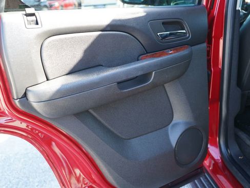 Used 2013 Chevrolet Tahoe LT image 26