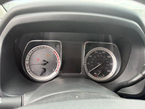 Used 2017 Nissan Titan Platinum Reserve image 34