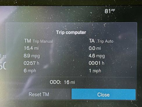 New 2026 Volvo XC40 B5 Plus w/ Protection Package Premier image 12