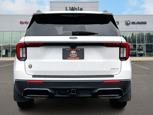 Used 2025 Ford Explorer ST-Line image 5
