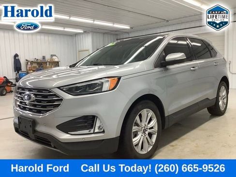 Used 2022 Ford Edge Titanium w/ Equipment Group 301A AWD/4WD image 3
