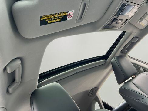 Certified 2022 Lexus RX 350 AWD w/ Premium Package image 6