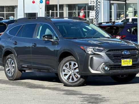 New 2025 Subaru Outback Premium image 2