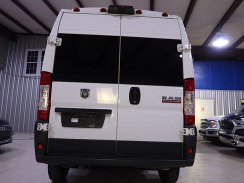 Used 2018 RAM ProMaster 2500 FWD image 4