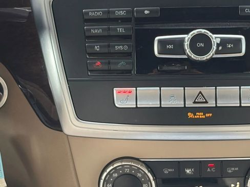 Used 2014 Mercedes-Benz GL 450 4MATIC image 16